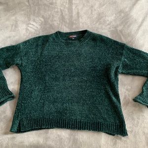 Women’s velour sweater